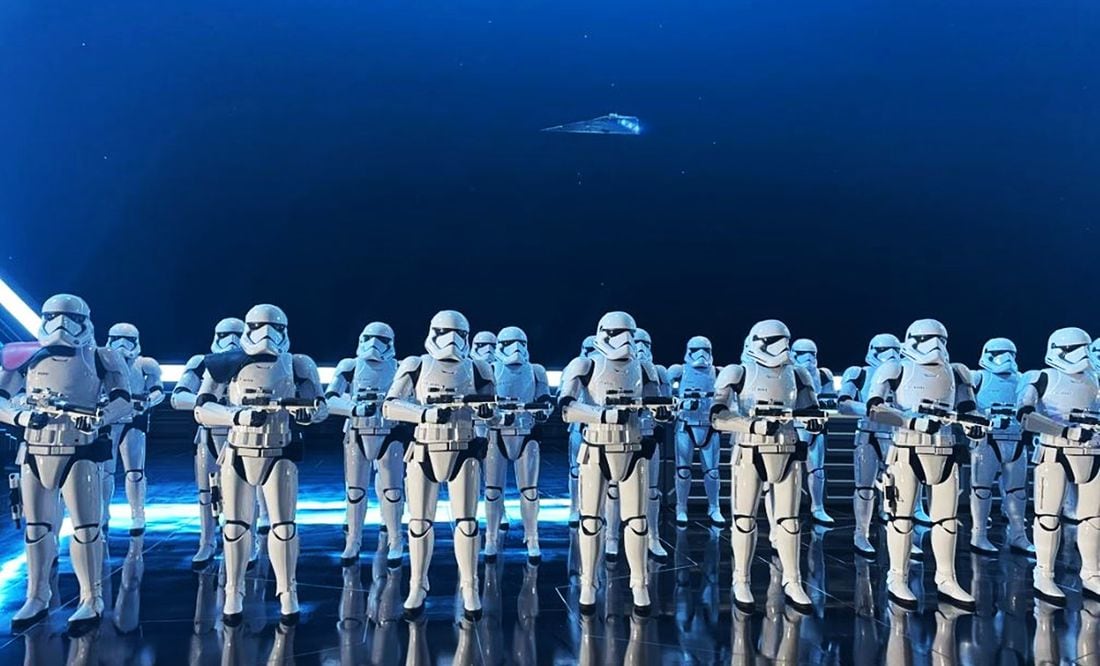 FOTO: Disney intenta esconder el Halcón Milenario de 'Star Wars' pero  Google Earth lo encuentra - RT