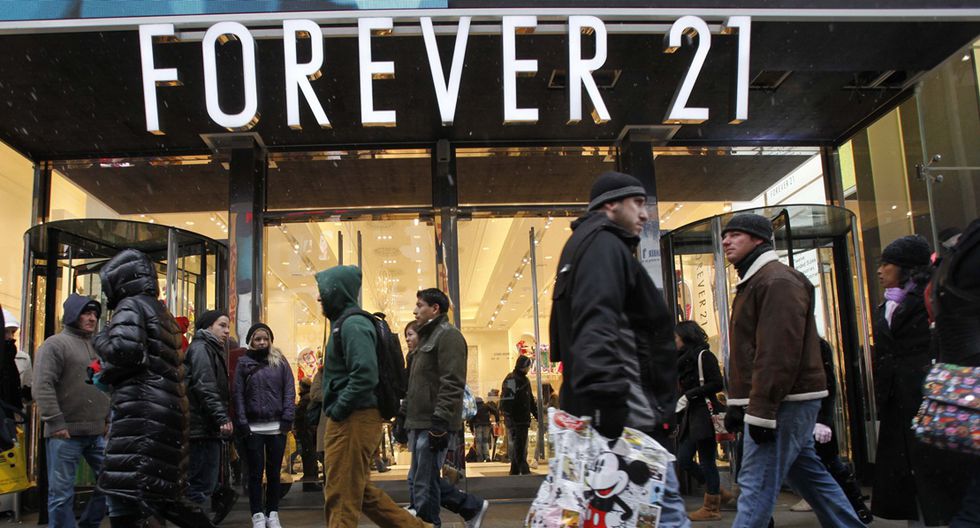 Forever 21 planea cerrar 111 tiendas en Estados Unidos